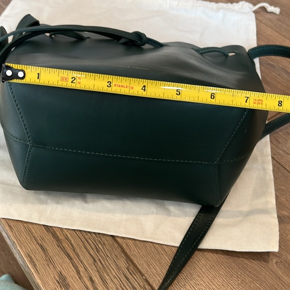 Mansur Gavriel iconic bucket bag in Forest Green - Picture 9 of 11